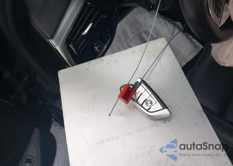 2021 BMW M5 z USA, uszkodzony, nr VIN WBS83CH07MCF87975